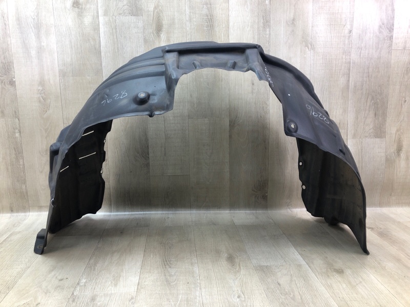 Подкрылок передний правый VENZA 09-16 2013 3.5 2GR-FE Подкрылок передний правый VENZA 09-16 2013 3.5 2GR-FE