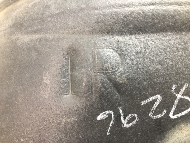 Подкрылок передний правый VENZA 09-16 2013 3.5 2GR-FE Подкрылок передний правый VENZA 09-16 2013 3.5 2GR-FE