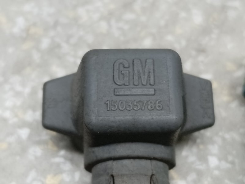 Датчик температуры наружного воздуха HUMMER H3 05-10 L52 3.5 L Датчик температуры наружного воздуха HUMMER H3 05-10 L52 3.5 L