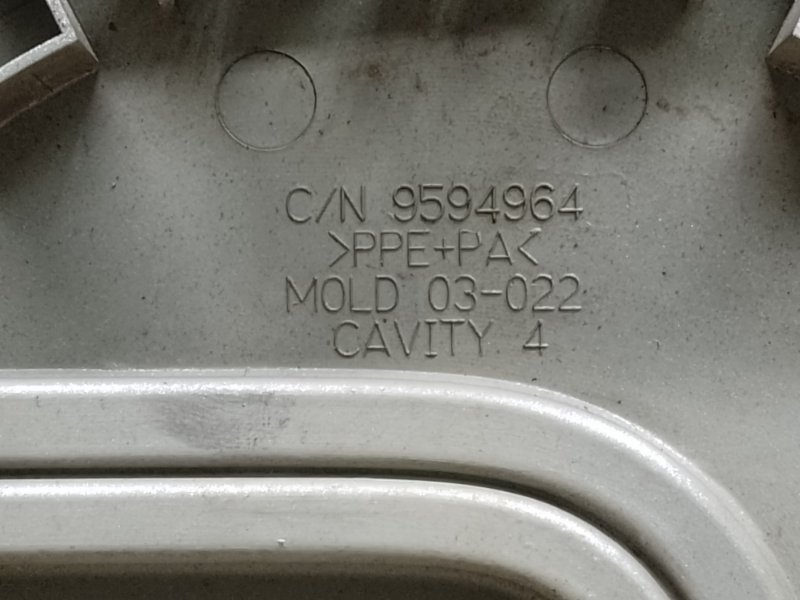 Заглушка колесного диска HUMMER H3 05-10 L52 3.5 L Заглушка колесного диска HUMMER H3 05-10 L52 3.5 L