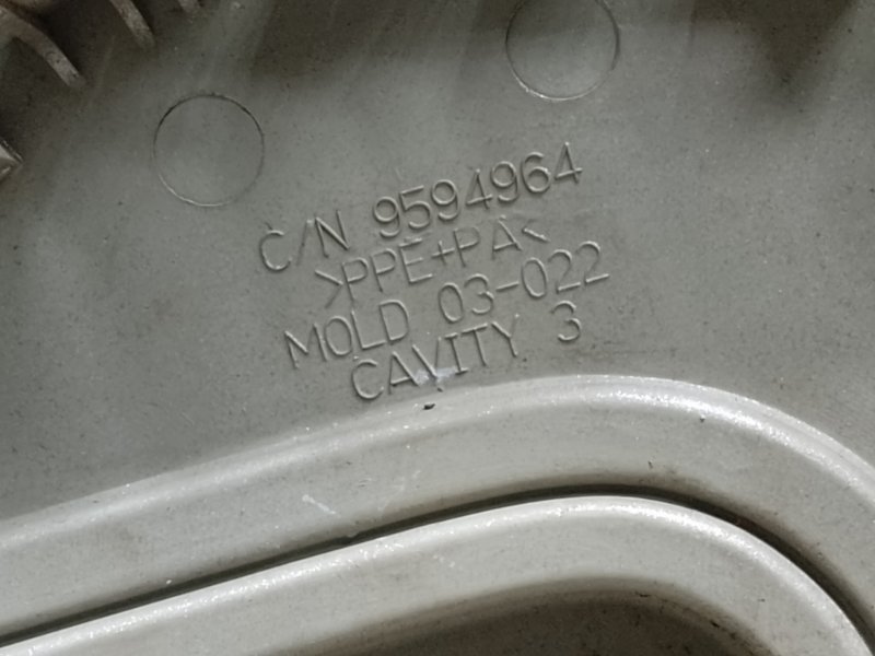 Заглушка колесного диска HUMMER H3 05-10 L52 3.5 L Заглушка колесного диска HUMMER H3 05-10 L52 3.5 L