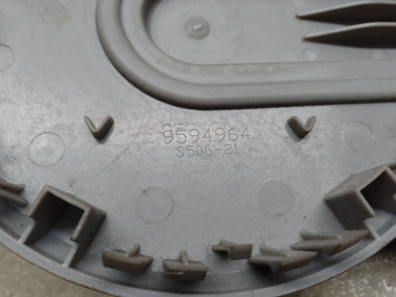 Заглушка колесного диска HUMMER H3 05-10 L52 3.5 L Заглушка колесного диска HUMMER H3 05-10 L52 3.5 L