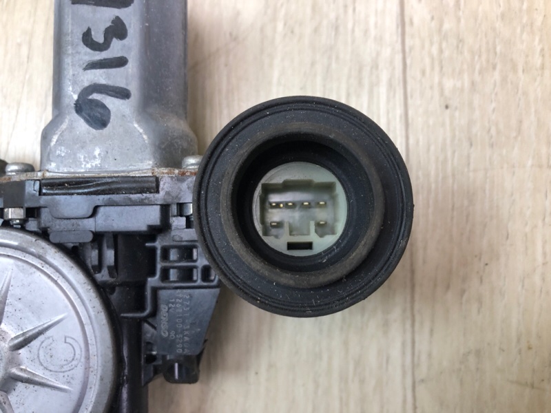 Стеклоподъемник задний левый PATHFINDER R52 12-21 2013 3.5 VQ35DE