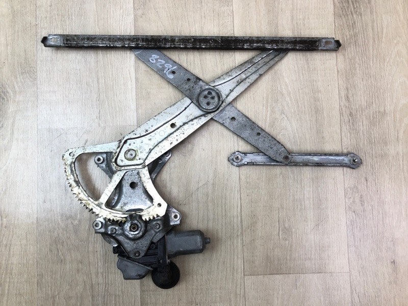 Стеклоподъемник передний правый VENZA 09-16 2013 3.5 2GR-FE Стеклоподъемник передний правый VENZA 09-16 2013 3.5 2GR-FE