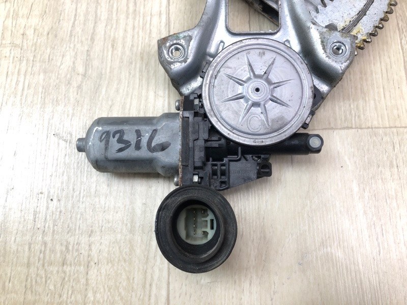 Стеклоподъемник задний правый NISSAN PATHFINDER R52 12-21 3.5 VQ35DE