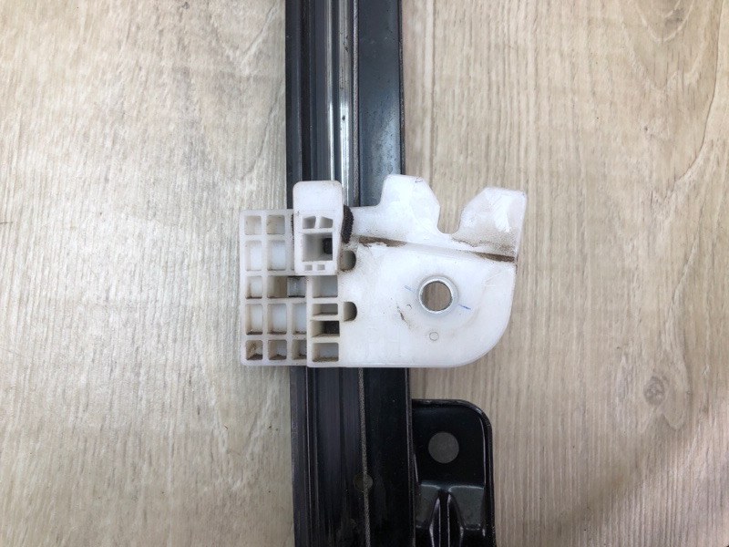 Стеклоподъемник передний правый PATHFINDER R52 12-21 2013 3.5 VQ35DE Стеклоподъемник передний правый PATHFINDER R52 12-21 2013 3.5 VQ35DE