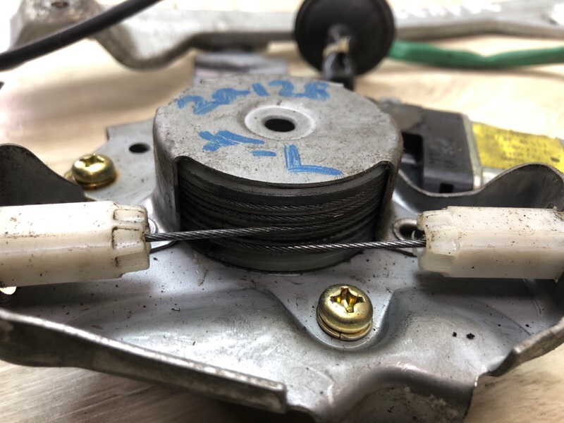 Стеклоподъемник передний левый G35 03-07 Седан 3.5 VQ35DE Стеклоподъемник передний левый G35 03-07 Седан 3.5 VQ35DE