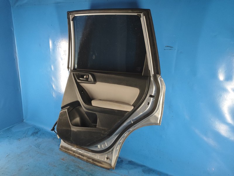 Дверь задняя правая FORESTER 12-19 2015 2.5 FB25B