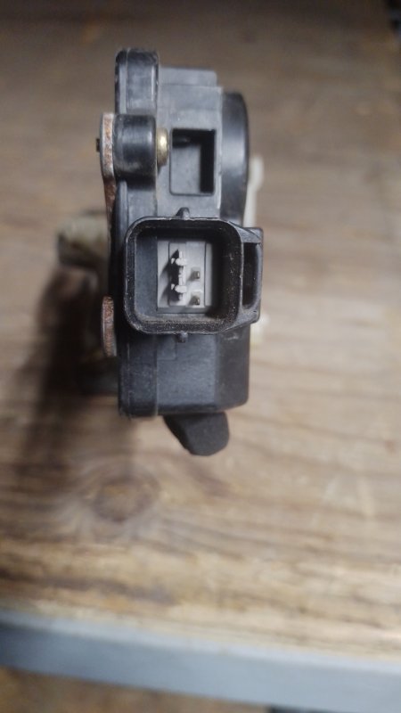 Замок двери задний правый GALANT 97-03 Замок двери задний правый GALANT 97-03