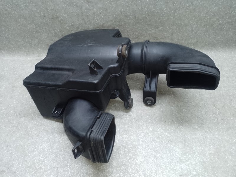 Запчасть резонатор воздушного фильтра KIA SOUL PS 13-19 2014 2.0 G4NC 28220B2000 Б/У Резонатор воздушного фильтра KIA SOUL PS 13-19 2014 2.0 G4NC 28220B2000 Б/У