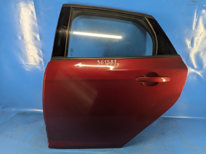 Дверь задняя левая FORD FOCUS 10-18 2013 2.0 C20HDEX DM5Z-5824631-C Б/У