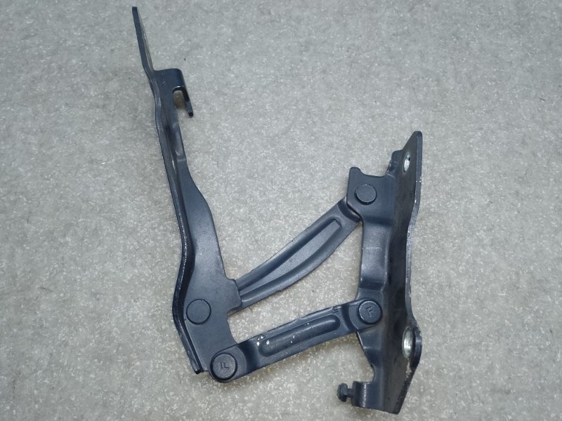 Петля капота левая KIA SOUL PS 13-19 2.0 G4NC Петля капота левая KIA SOUL PS 13-19 2.0 G4NC