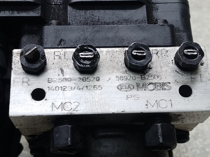 Блок ABS SOUL PS 13-19 2014 2.0 G4NC Блок ABS SOUL PS 13-19 2014 2.0 G4NC