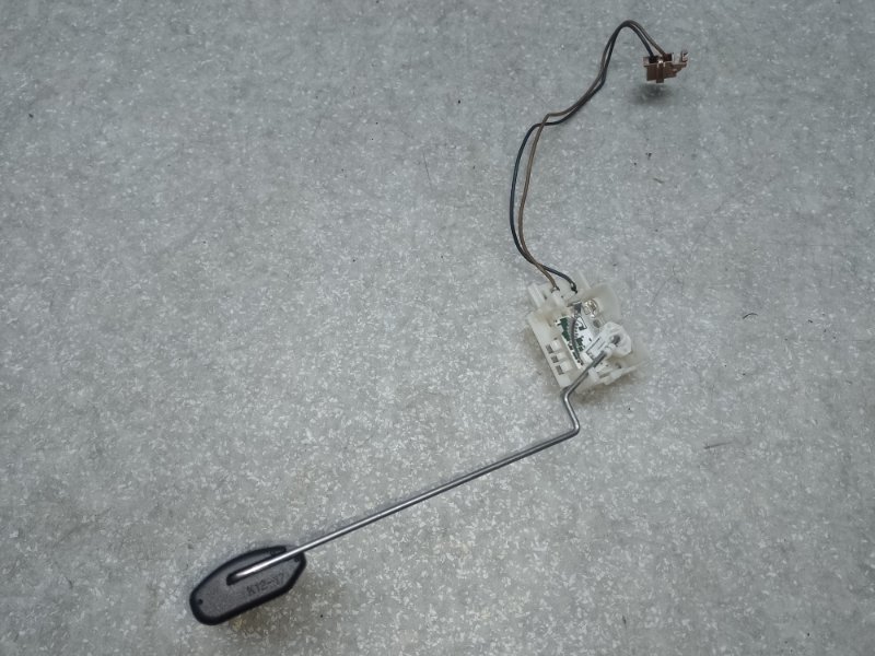 Запчасть датчик уровня топлива KIA SOUL PS 13-19 2014 2.0 G4NC 94460B2000 Б/У Датчик уровня топлива KIA SOUL PS 13-19 2014 2.0 G4NC 94460B2000 Б/У