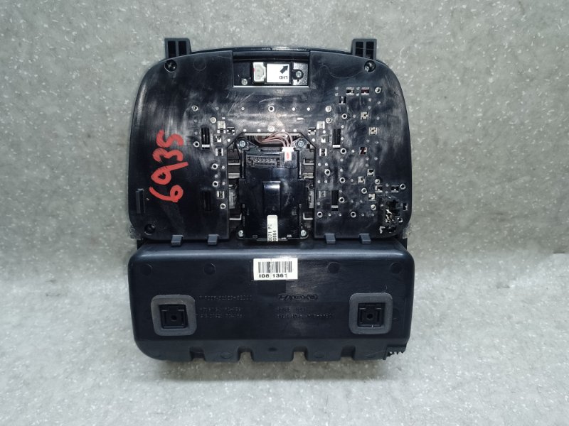 Плафон салона передний KIA SOUL PS 13-19 2.0 G4NC Плафон салона передний KIA SOUL PS 13-19 2.0 G4NC