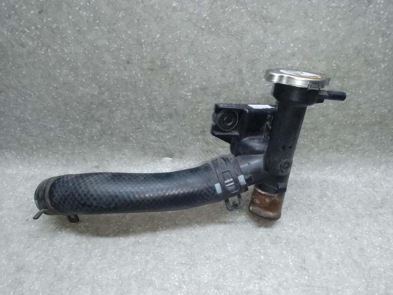 Запчасть горловина радиатора KIA SOUL PS 13-19 2014 2.0 G4NC 25329B2100 Б/У Горловина радиатора KIA SOUL PS 13-19 2014 2.0 G4NC 25329B2100 Б/У