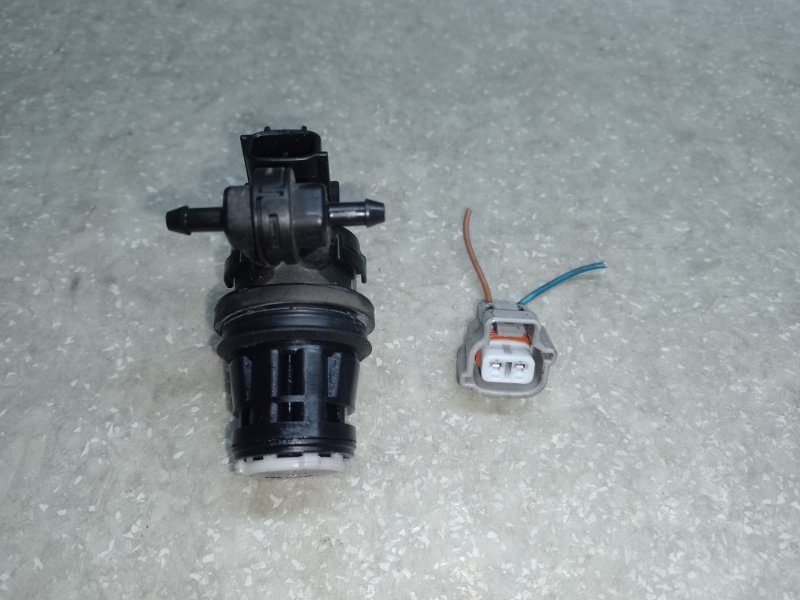 Насос омывателя стекла KIA SOUL PS 13-19 2014 2.0 G4NC 98510B2000 Б/У