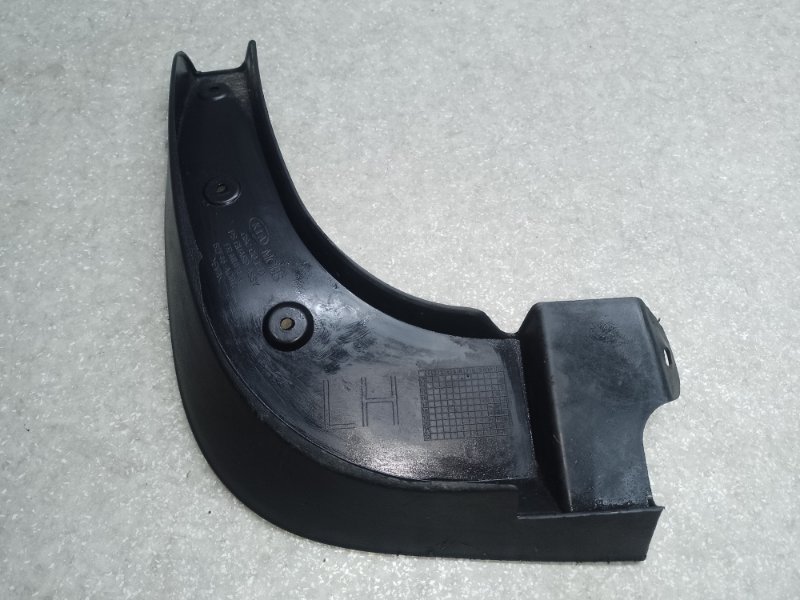 Запчасть брызговик передний левый KIA SOUL PS 13-19 2014 2.0 G4NC 86831B2000 Б/У Брызговик передний левый KIA SOUL PS 13-19 2014 2.0 G4NC 86831B2000 Б/У