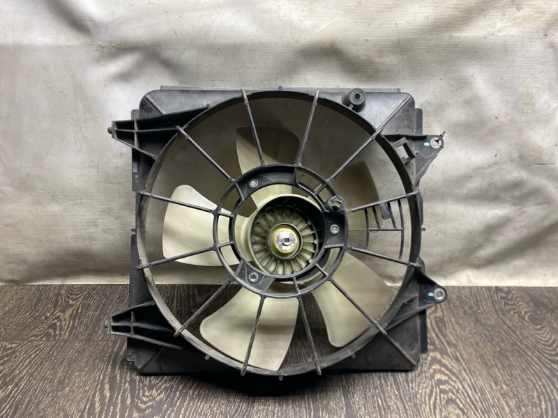 Диффузор вентилятора основного радиатора CIVIC 4D 06-11 FD