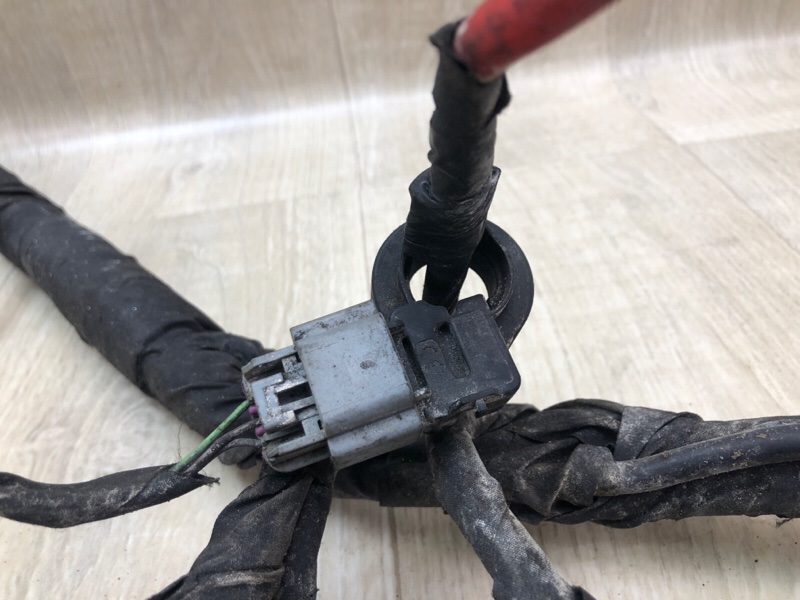 Клемма аккумулятора MUSTANG 15- 2017 Кабриолет 3.7 C37PDED Клемма аккумулятора MUSTANG 15- 2017 Кабриолет 3.7 C37PDED