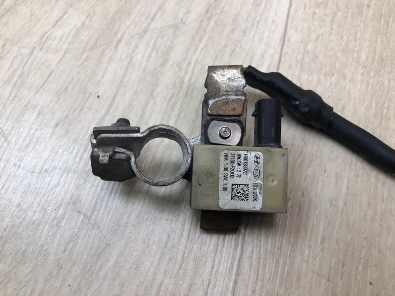 Клемма аккумулятора ELANTRA AD 16- 2016 2.0 G4NH Клемма аккумулятора ELANTRA AD 16- 2016 2.0 G4NH