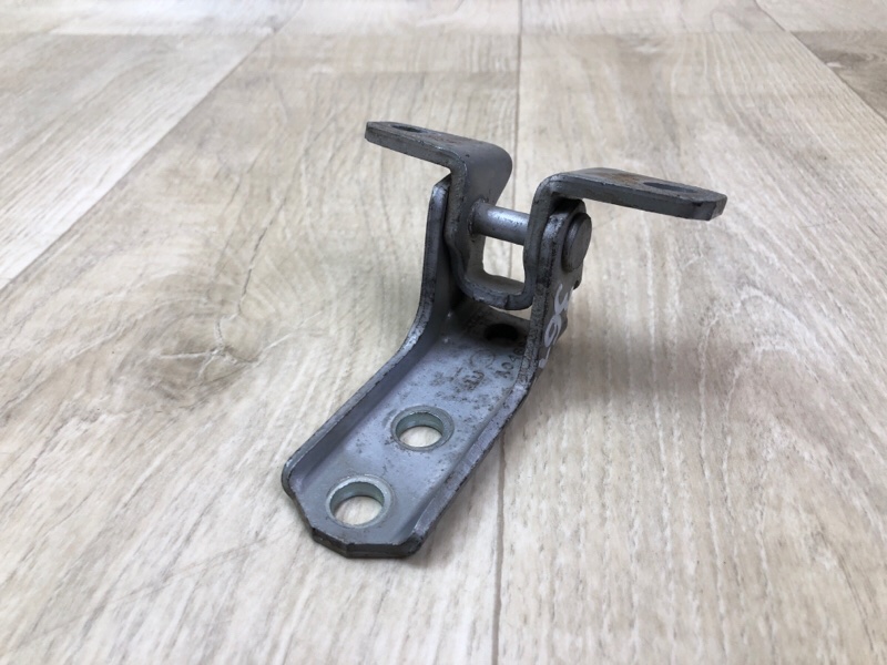 Петля двери верхняя передняя левая MITSUBISHI OUTLANDER GF 12- 2013 2.4 4J12 5702A064 Б/У