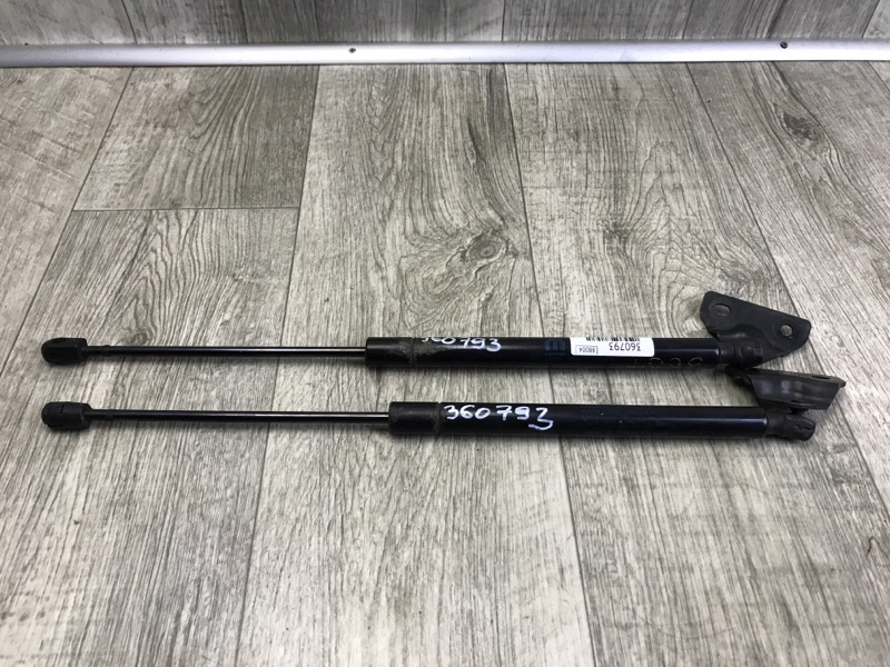 Амортизатор крышки багажника DODGE JOURNEY 08-20 2012 2.4 ED3 68101213AA Б/У