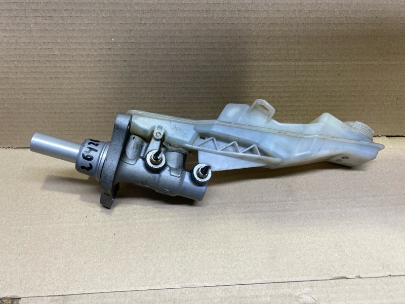 Главный тормозной цилиндр MAZDA CX-5 (KE) 11-17 2016 2.5 KDY3-43-40ZA Б/У