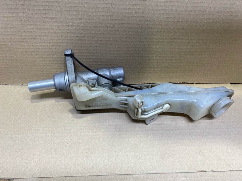 Главный тормозной цилиндр CX-5 (KE) 11-17 2016 2.5