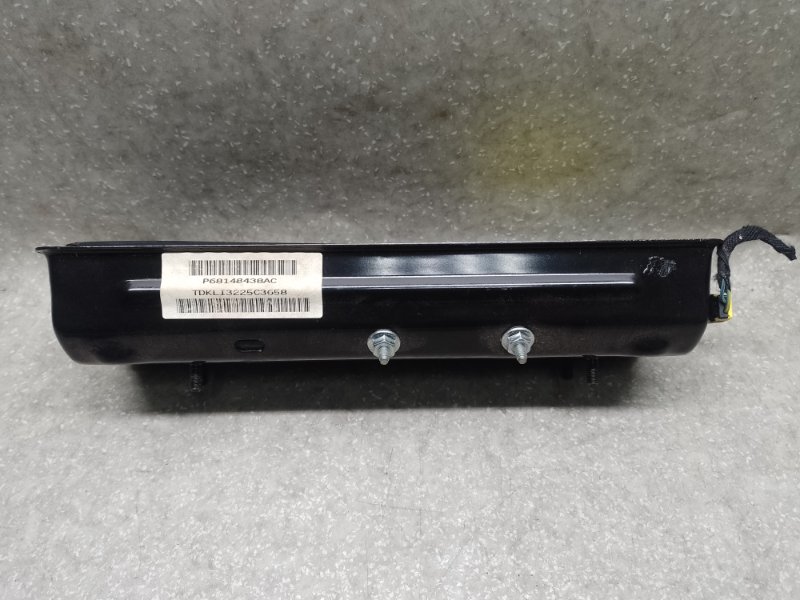 Подушка безопасности в колени передняя правая 200 14-16 2016 2.4 ED6 Подушка безопасности в колени передняя правая 200 14-16 2016 2.4 ED6