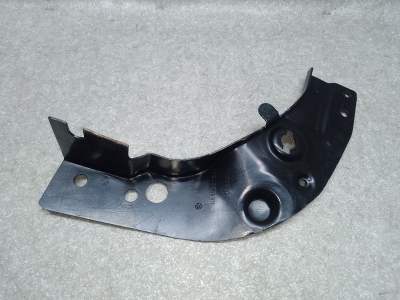 Панель передняя верхняя левый 200 14-16 2016 2.4 ED6 Панель передняя верхняя левый 200 14-16 2016 2.4 ED6