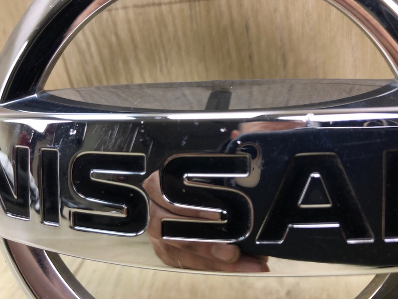 Эмблема LEAF 18- Эмблема LEAF 18-