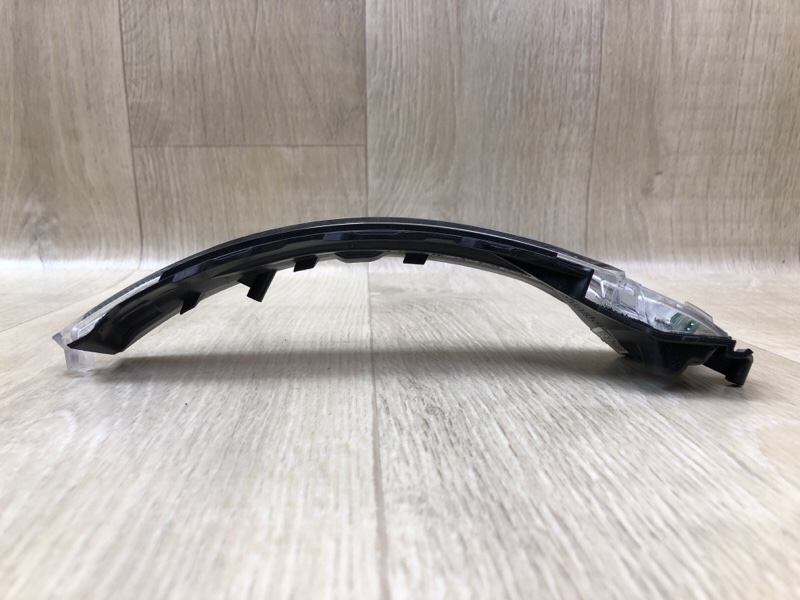 Повторитель поворота в зеркало передний левый A3 03-13