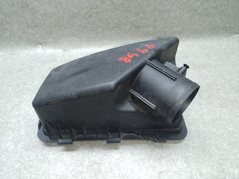 Запчасть крышка корпуса воздушного фильтра CHRYSLER 200 14-16 2016 2.4 ED6 68245993AD Б/У Крышка корпуса воздушного фильтра CHRYSLER 200 14-16 2016 2.4 ED6 68245993AD Б/У