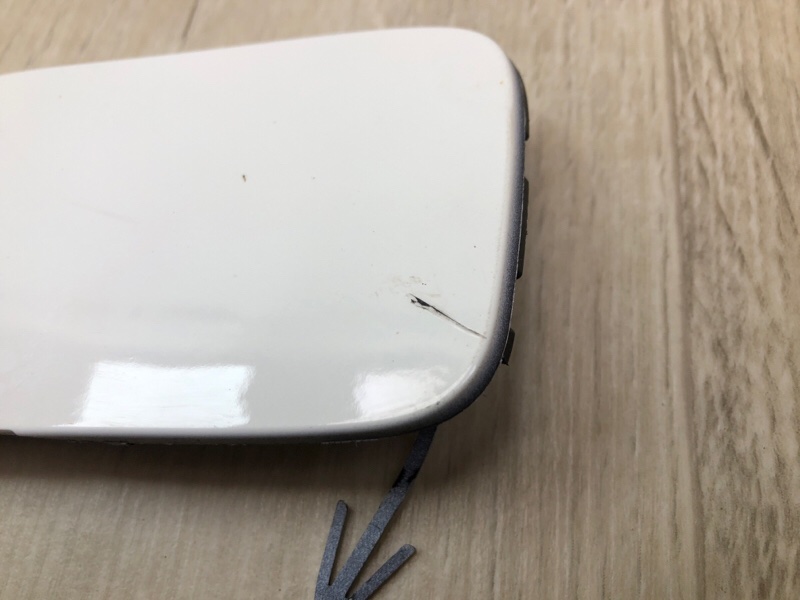 Заглушка буксировочного крюка LEAF 18- Заглушка буксировочного крюка LEAF 18-