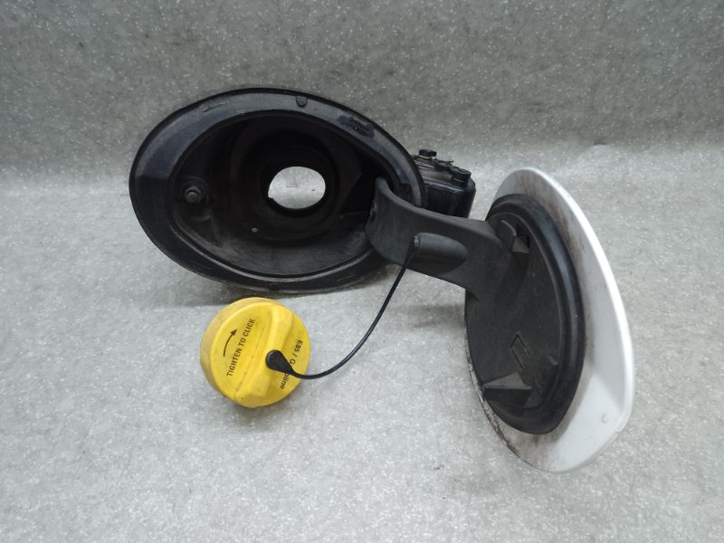 Лючок топливного бака 200 14-16 2016 2.4 ED6 Лючок топливного бака 200 14-16 2016 2.4 ED6