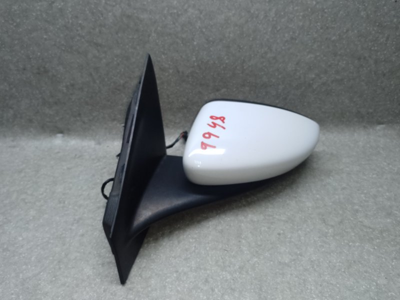 Зеркало левое CHRYSLER 200 14-16 2.4 ED6