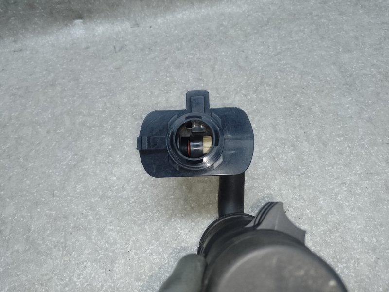 Клапан абсорбера 200 14-16 2016 2.4 ED6 Клапан абсорбера 200 14-16 2016 2.4 ED6