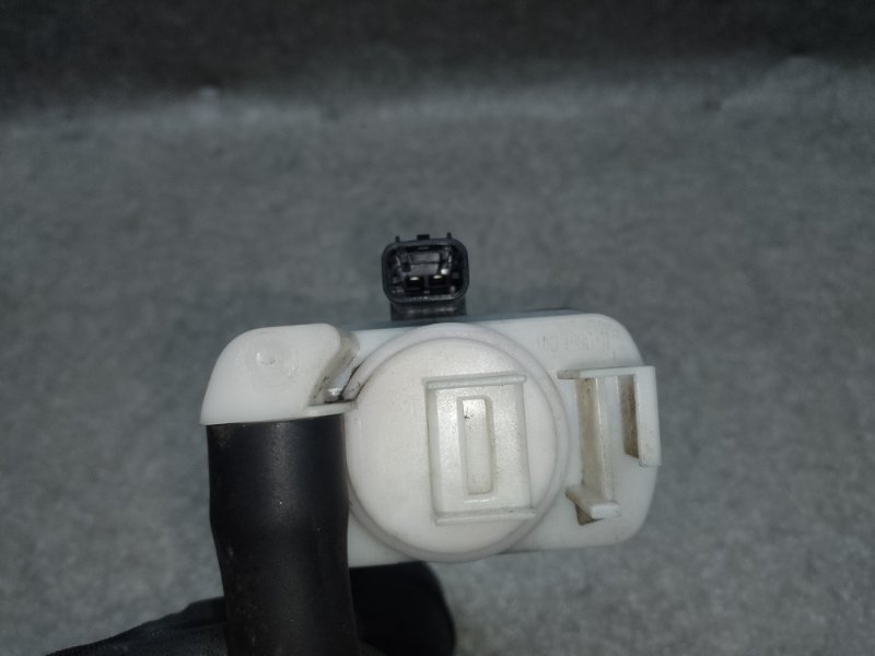 Клапан абсорбера 200 14-16 2016 2.4 ED6 Клапан абсорбера 200 14-16 2016 2.4 ED6