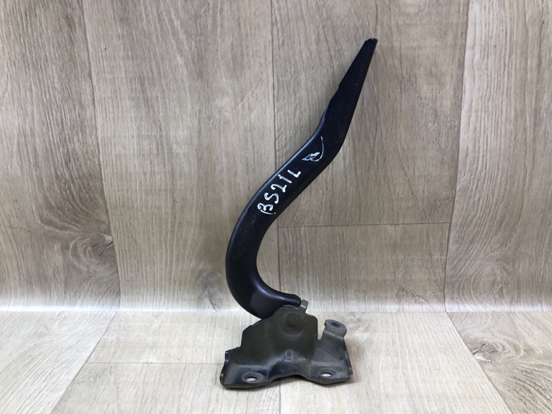 Запчасть петля капота левая SUBARU LEGACY BN 14-18 57260AL01A9P Б/У Петля капота левая SUBARU LEGACY BN 14-18 57260AL01A9P Б/У