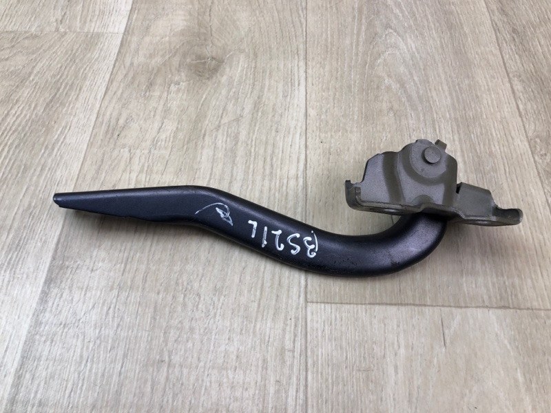 Петля капота левая SUBARU LEGACY BN 14-18 Петля капота левая SUBARU LEGACY BN 14-18