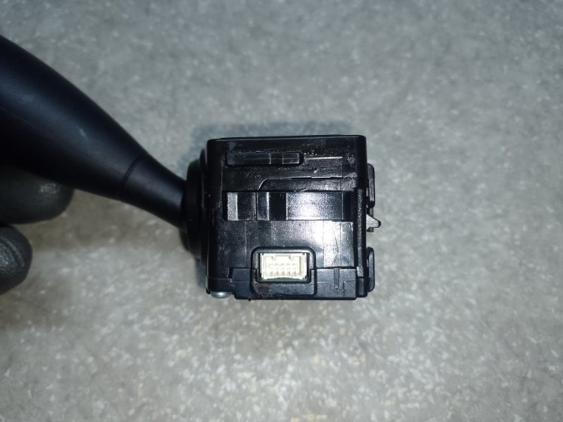 Подрулевой переключатель левый CHRYSLER 200 14-16 2.4 ED6