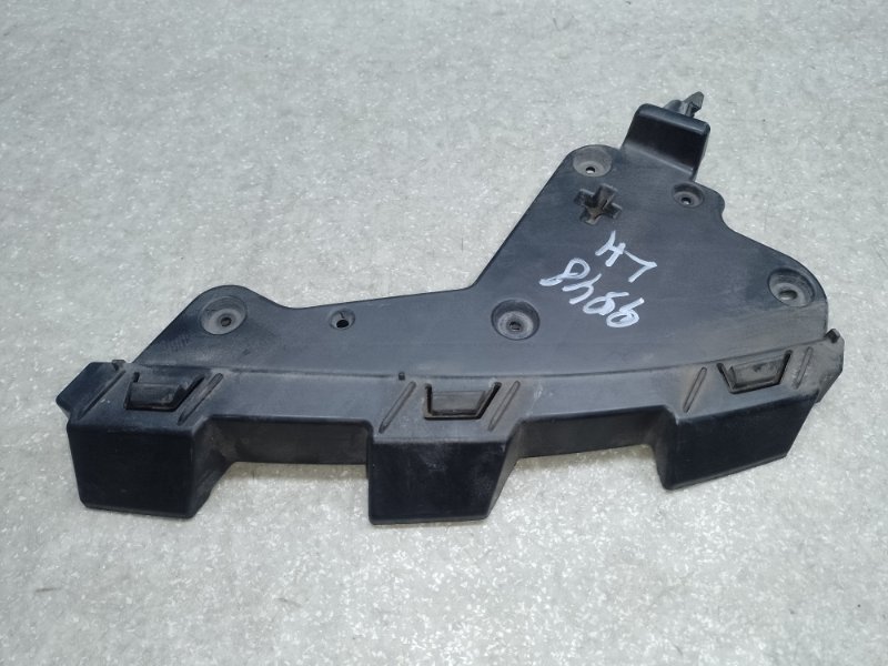 Запчасть кронштейн переднего бампера (под фарой) левый CHRYSLER 200 14-16 2016 2.4 ED6 Б/У Кронштейн переднего бампера (под фарой) левый CHRYSLER 200 14-16 2016 2.4 ED6 Б/У