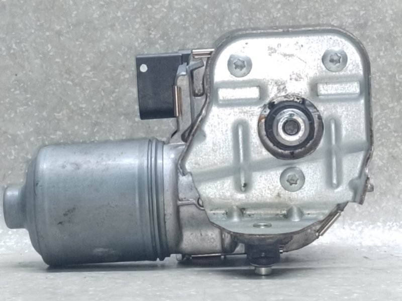 Моторчик стеклоочистителя передний CHRYSLER 200 14-16 2016 2.4 ED6 68277007AA Б/У