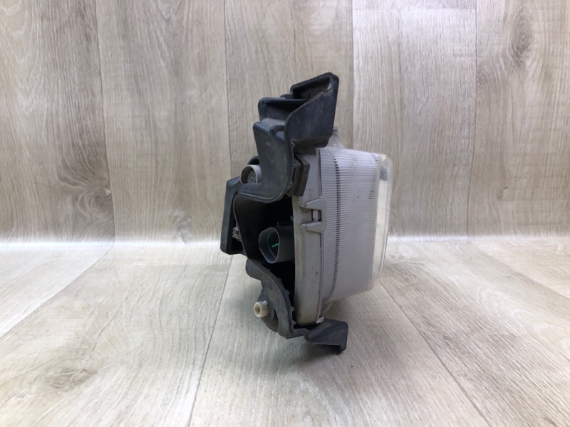 Противотуманная фара передняя правая SANTA FE (DM) 12-18 Противотуманная фара передняя правая SANTA FE (DM) 12-18