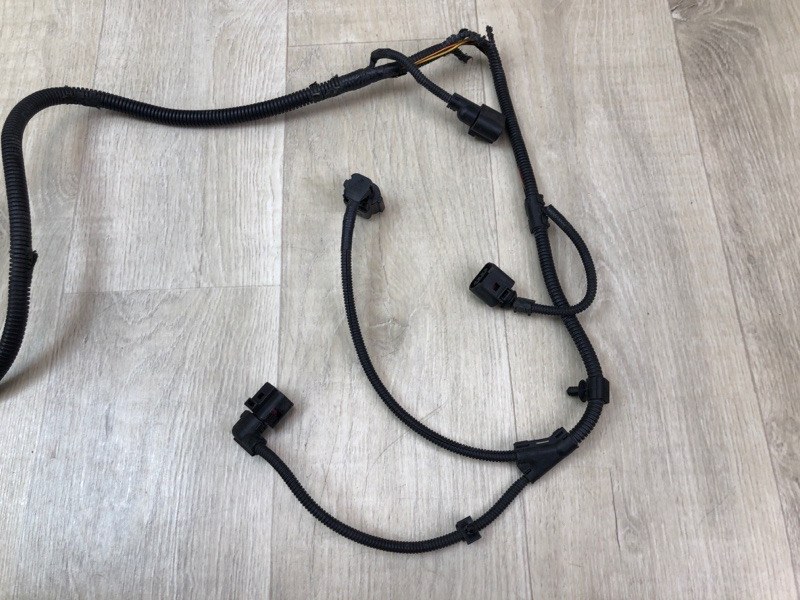 Проводка бампера передняя TOUAREG 02-10 Проводка бампера передняя TOUAREG 02-10