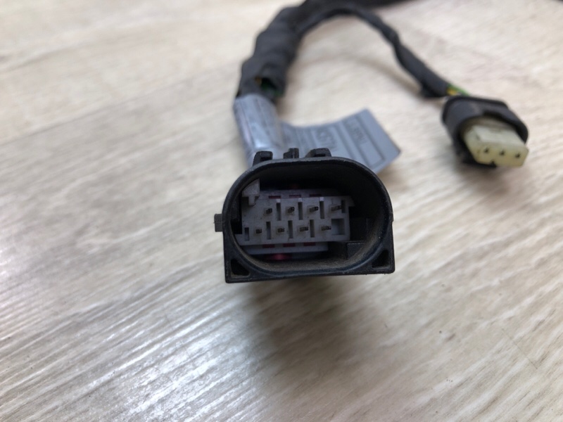 Проводка бампера передняя 5 SERIES (F10) 11-13 Проводка бампера передняя 5 SERIES (F10) 11-13