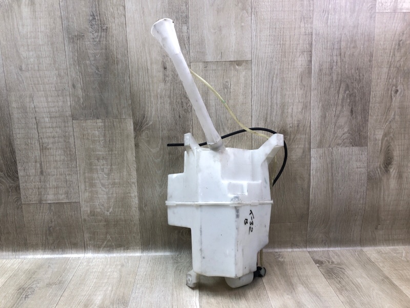 Запчасть бачок омывателя NISSAN X-TRAIL/ROGUE T32 13-20 28910-4BA0A Б/У Бачок омывателя NISSAN X-TRAIL/ROGUE T32 13-20 28910-4BA0A Б/У