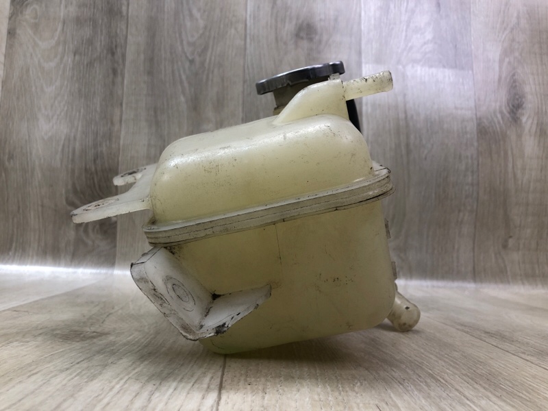 Бачок расширительный CX-9 06-16 Бачок расширительный CX-9 06-16