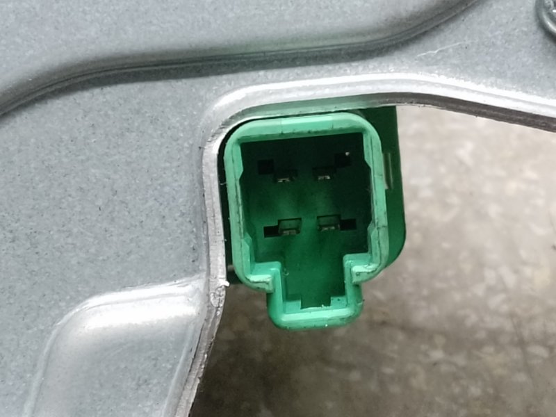 Моторчик стеклоочистителя задний MITSUBISHI OUTLANDER XL 05-13 3.0 6B31 Моторчик стеклоочистителя задний MITSUBISHI OUTLANDER XL 05-13 3.0 6B31